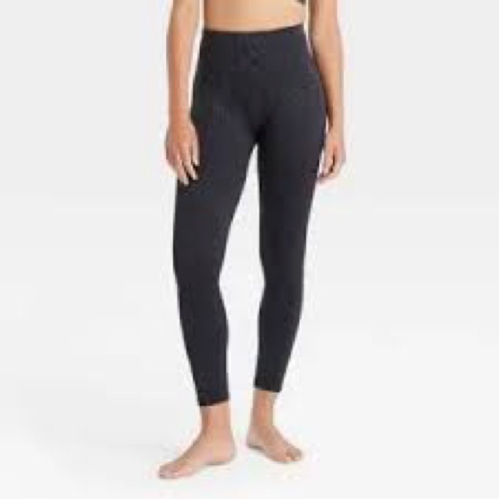 Joy Lab: Women's S High-Rise Ribbed Seamless 7/8 Leggings Black XL